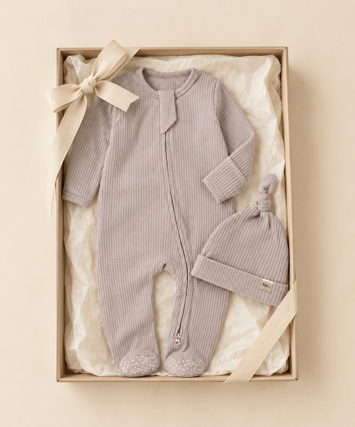 Set tutina a costine in cotone organico e cappellino