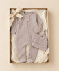 Set tutina a costine in cotone organico e cappellino